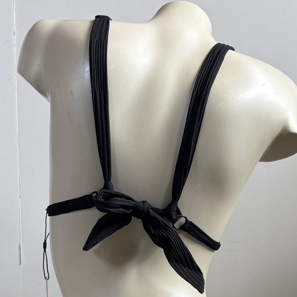 Acacia Swim BLAKE Dual Ribbed Bikini Top - Picture 5 of 11